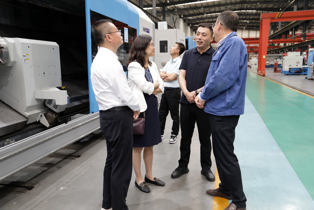 探尋合作契機 共謀跨越發(fā)展 光大銀行、中科中藍、中國通用技術(shù)集團等企業(yè)領導組成的考察組考察星火公司